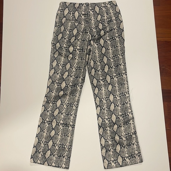 Snake Skin Print Pants Oak and Fort - Picture 2 of 3